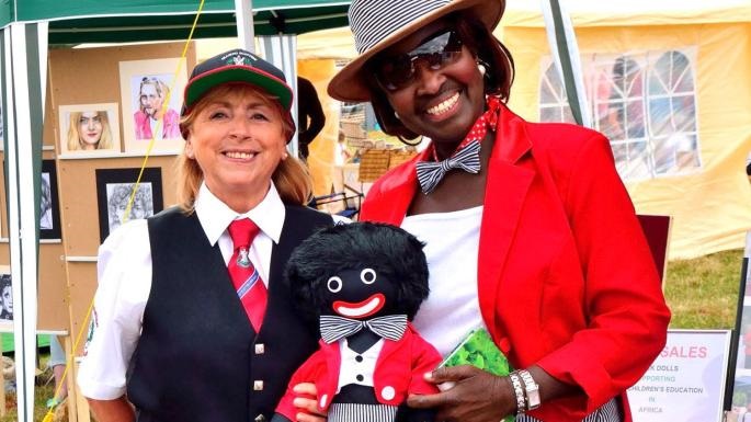 Charlotte Nightingale (right)